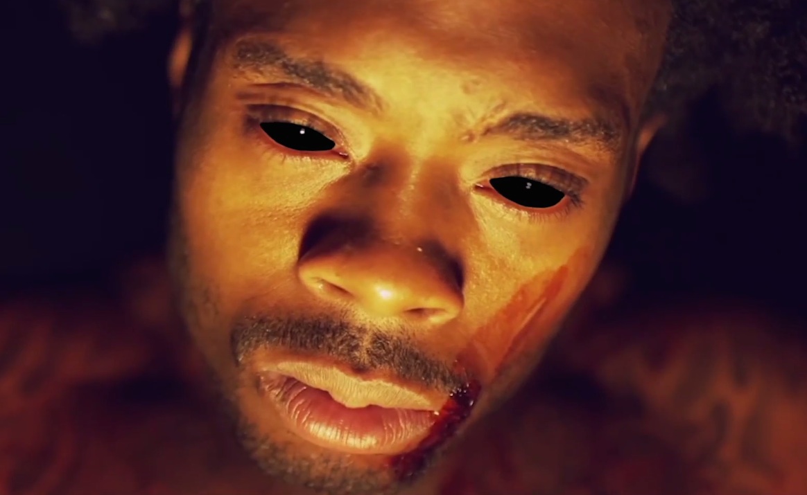 Deniro Farrar - Burning Bills video