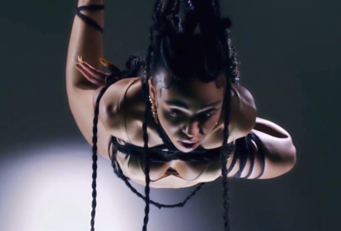 FKA twigs - Pendulum video