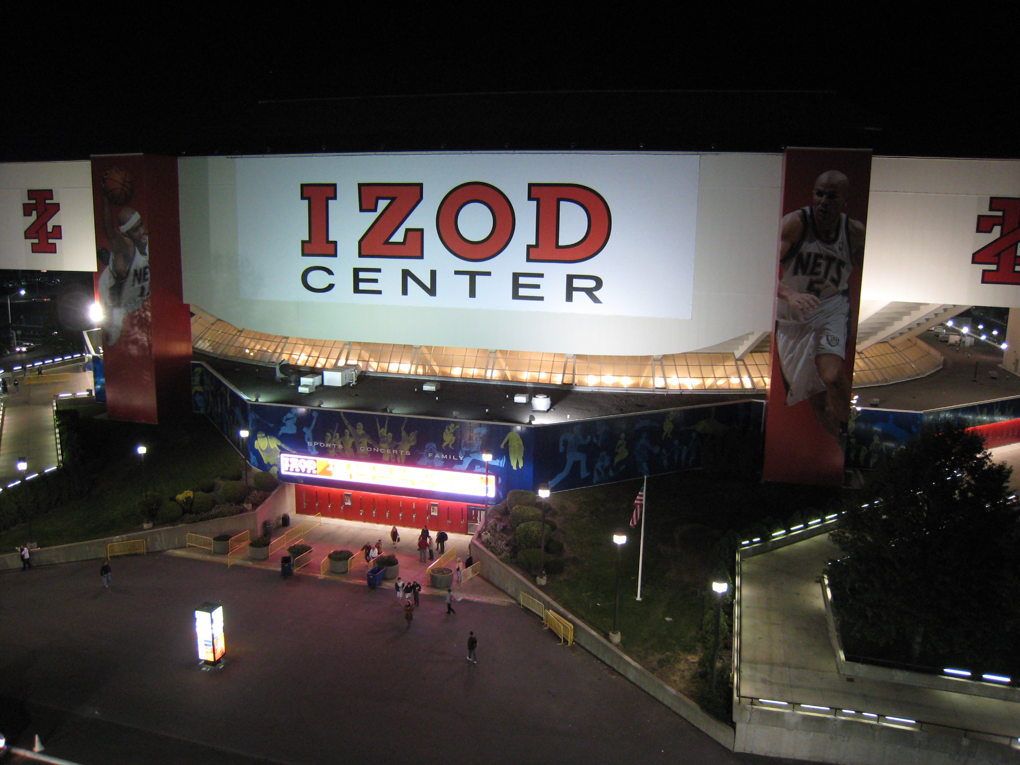 Izod Center