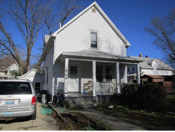 The American Football House In Champaign-Urbana Is Available For Rent This Summer