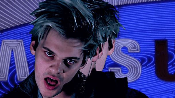 Mirror Kisses - "Keep A Secret" Video (Stereogum Premiere)