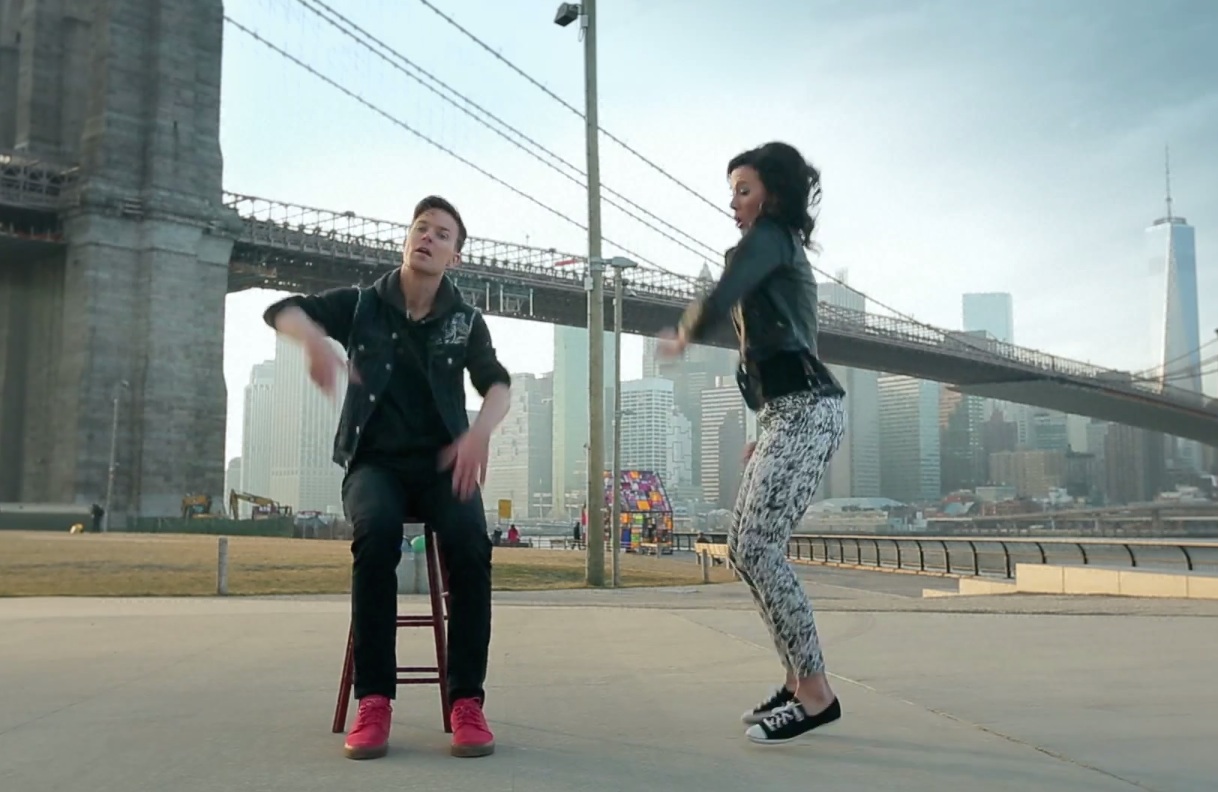 Matt And Kim - Hey Now