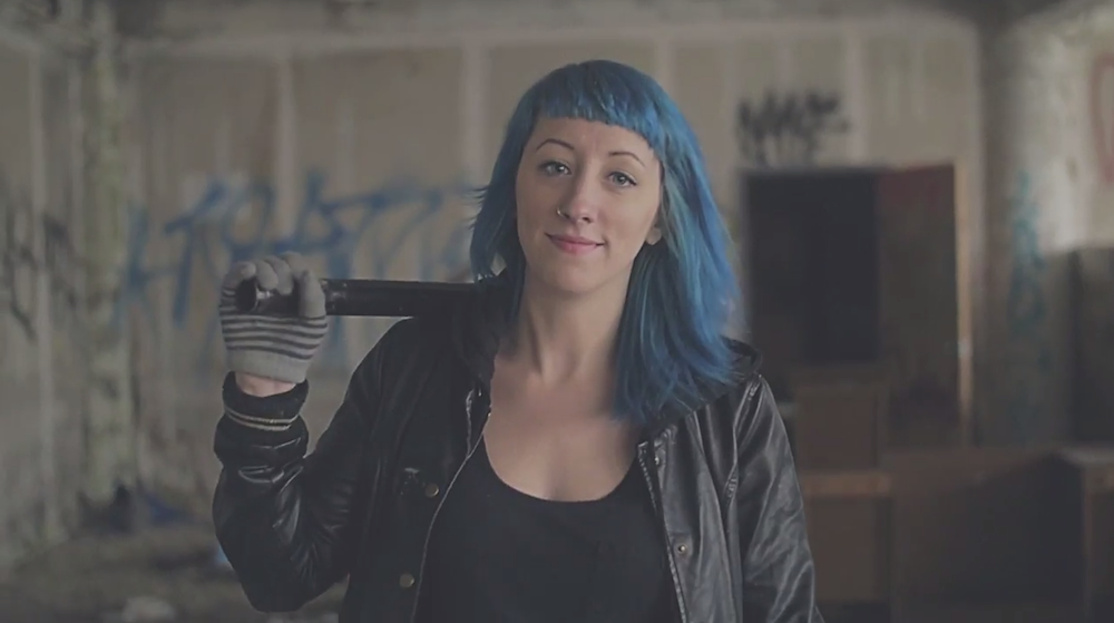 Cayetana Scott, Get The Van I'm Moving Video