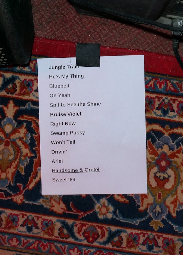 Watch Babes In Toyland's First Concert In 13 Years Watch Babes In Toyland's First Concert In 13 Years