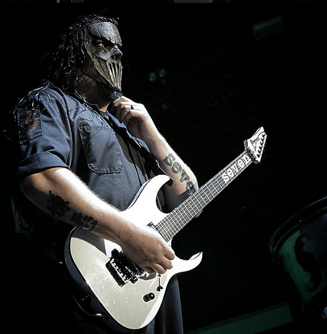 Mick Thomson Slipknot Guitarist Stabbed