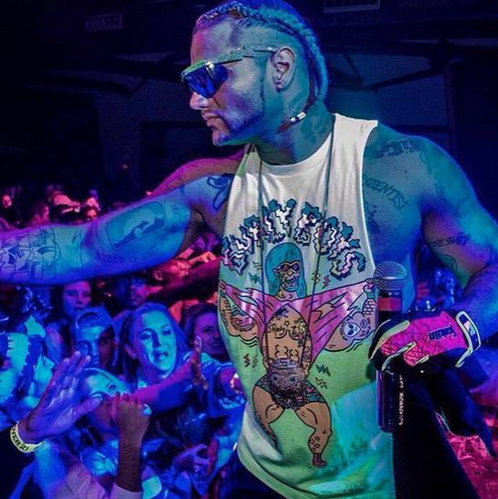 Riff Raff Fan Thrown Offstage
