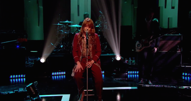 Watch Florence + The Machine Perform With A Broken Foot On Jools Holland