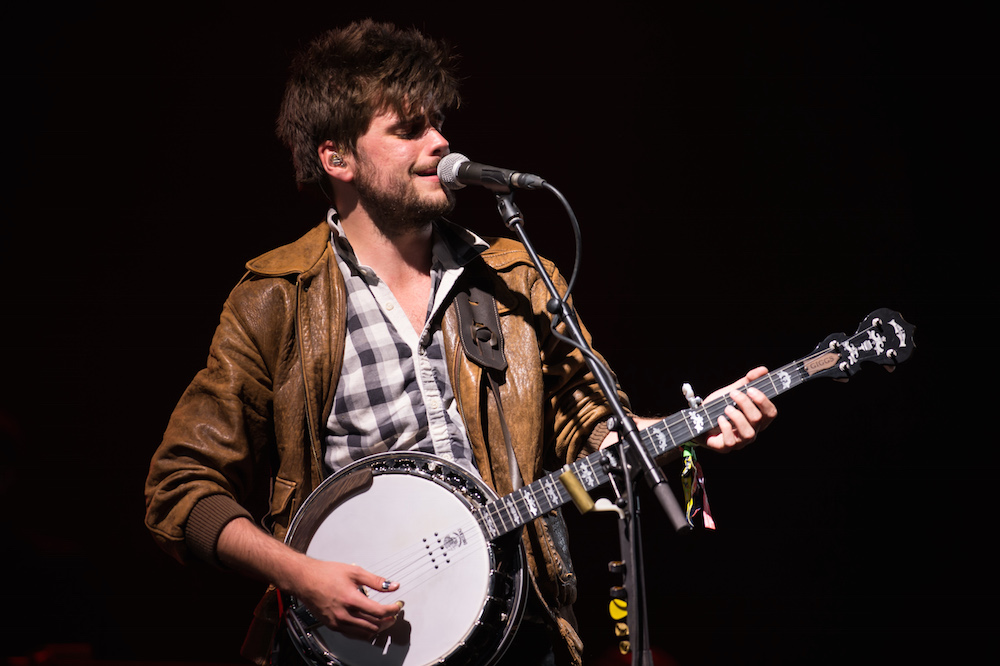 Mumford & Sons' Guitarist Is Trying To Become A Comedian