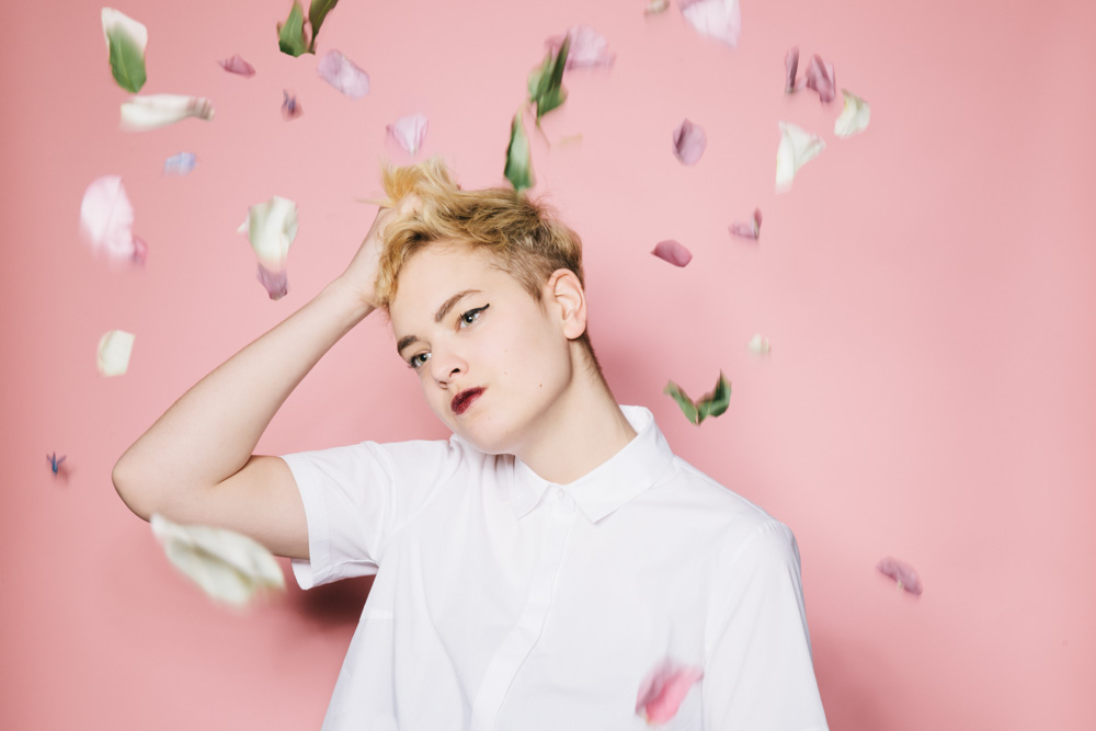 Band To Watch: Adult Mom + "Survival" (Stereogum Premiere)