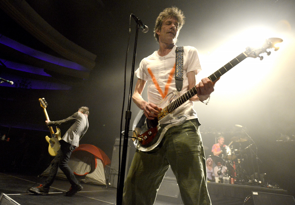 Paul Westerberg Spelling Out Message Via T-Shirts As Replacements Wrap Up Reunion