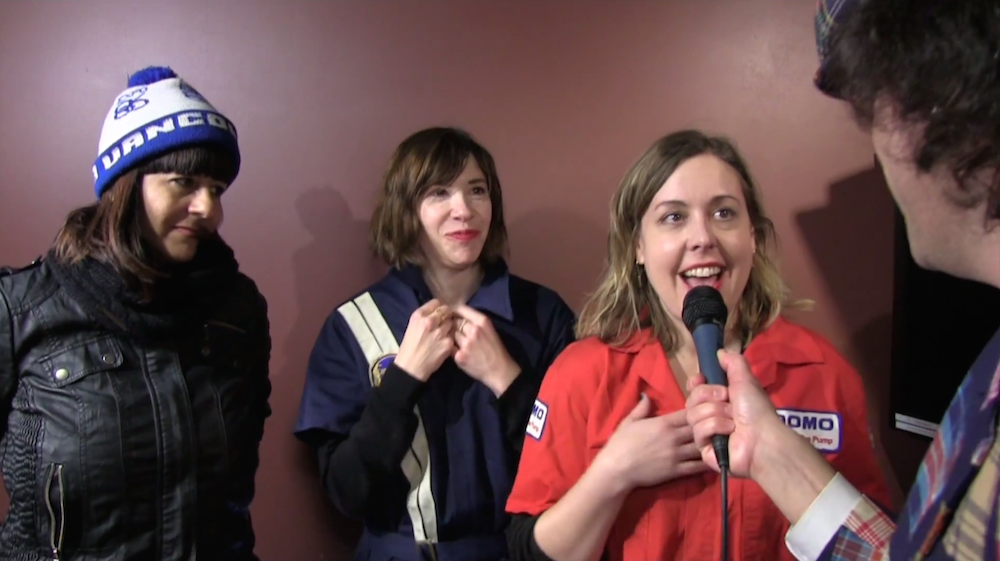 Watch Nardwuar Re-Interview Sleater-Kinney In The Same Outfits 16 Years Later
