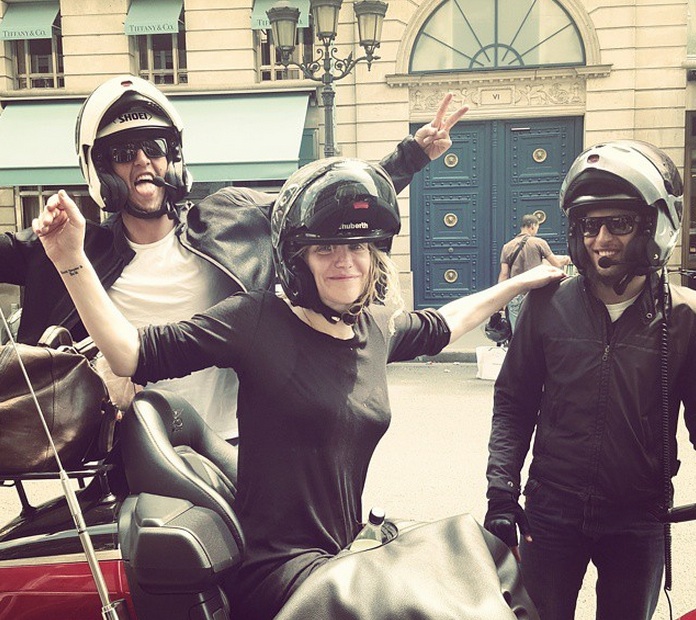 Courney Love in Paris