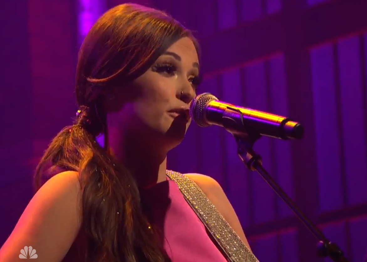 Kacey Musgraves on Seth Meyers