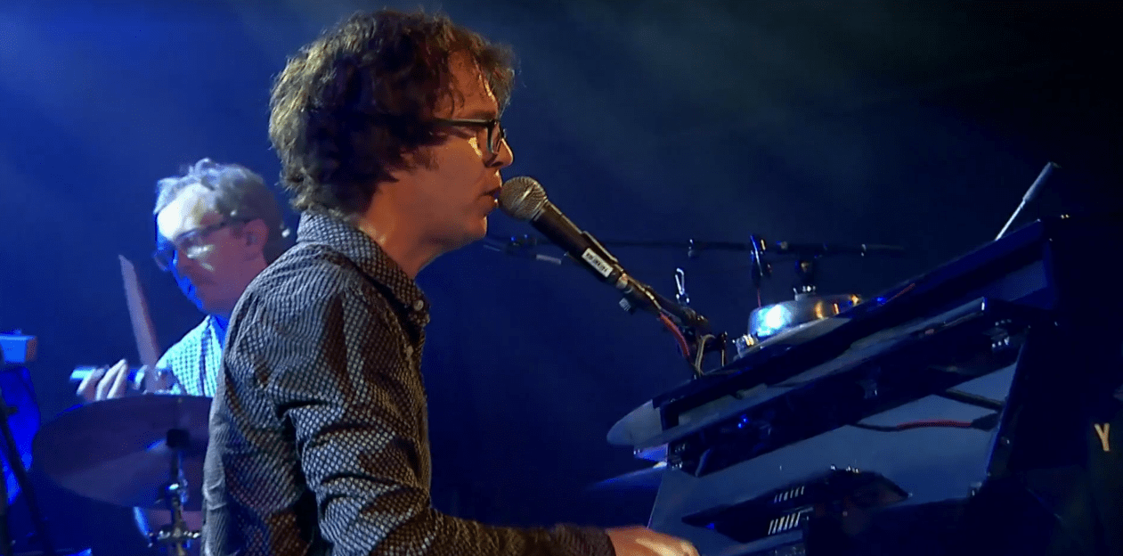 Ben Folds yMusic Phone In A Pool Bonnaroo
