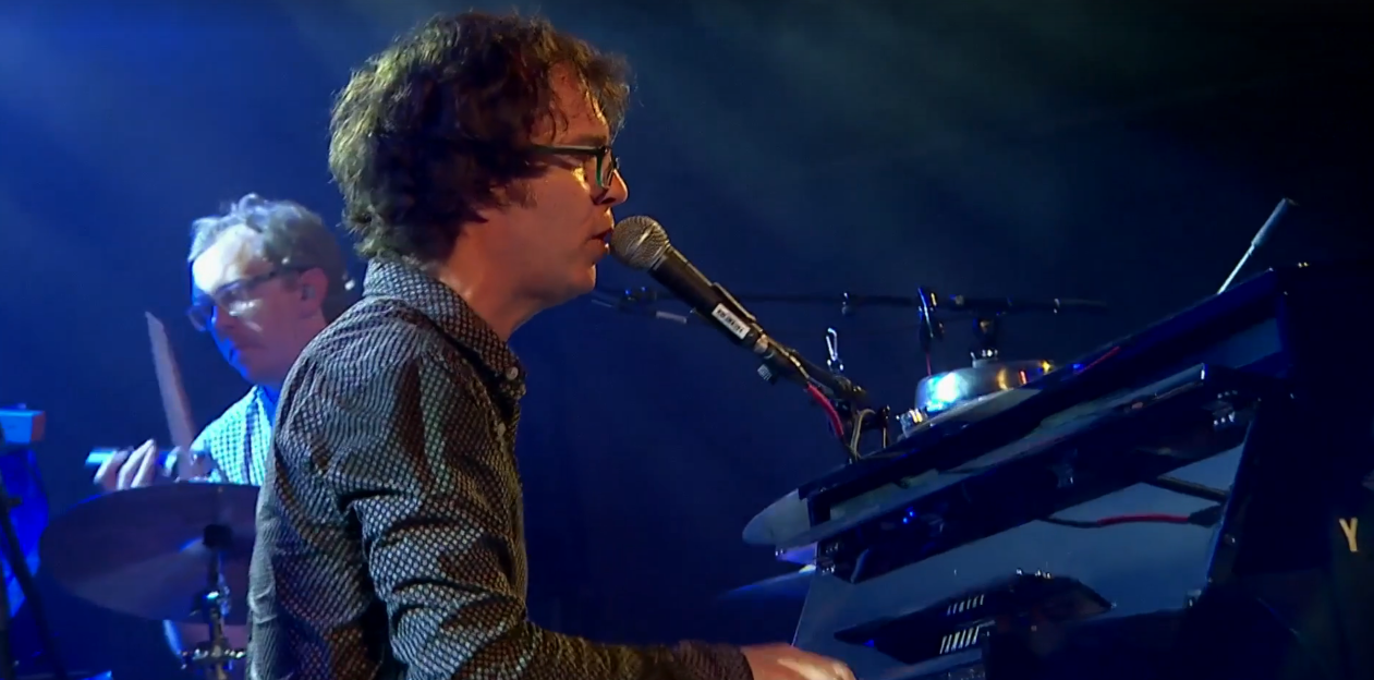 Ben Folds yMusic Phone In A Pool Bonnaroo