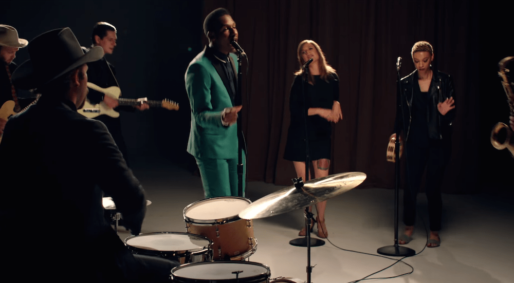 Leon Bridges - ""Smooth Sailin'" Video
