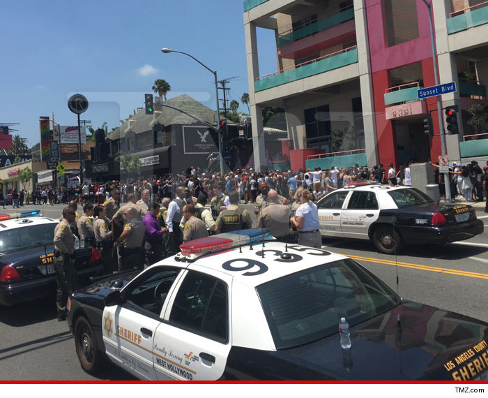 Cops In Riot Gear Confront Fans Waiting For Free Future Show In L.A.