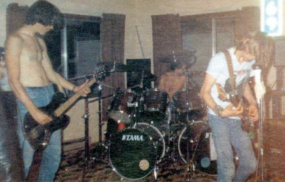 Teen Unearths Previously Unseen Photos From Nirvana's First Show