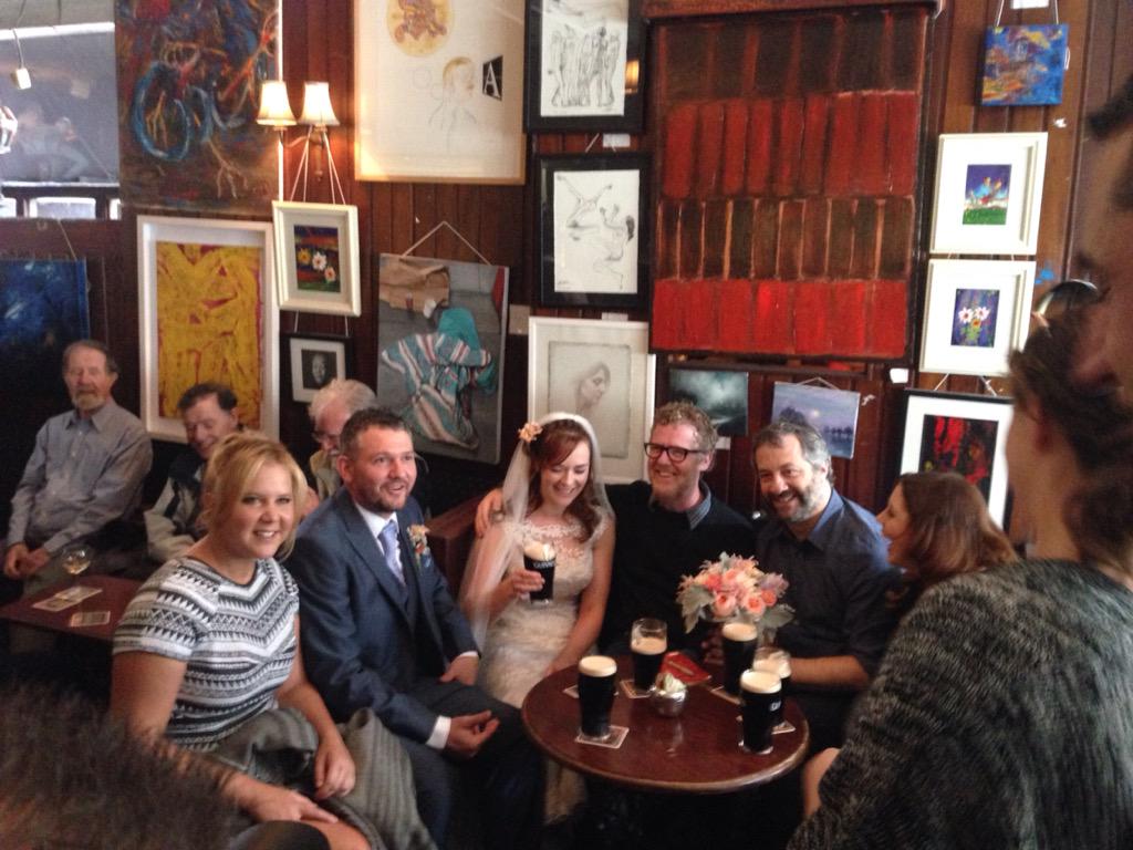 Watch Glen Hansard And Amy Schumer Serenade Newlyweds In An Irish Pub