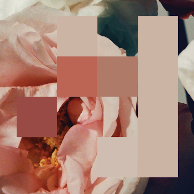 Chvrches - "Leave A Trace (Four Tet Remix)"