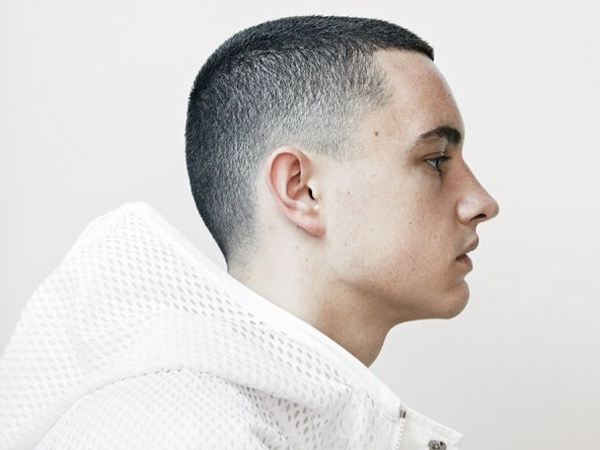 Leeds Festival Locks Evian Christ In A Cage After Mistaking Him For Gatecrasher