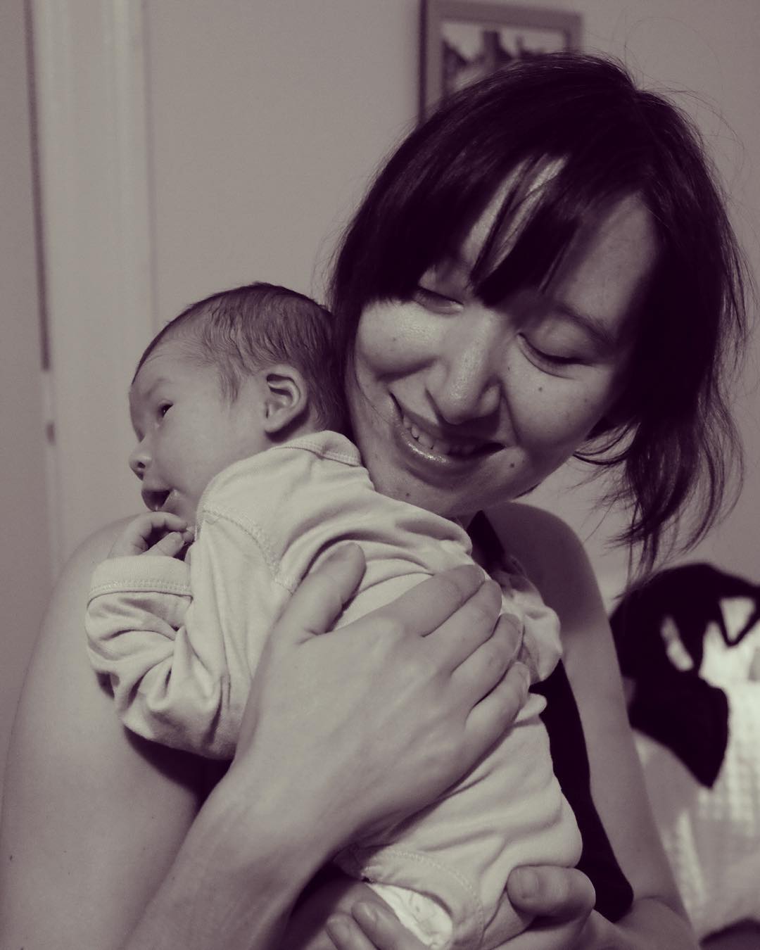 Karen O Is A Mom