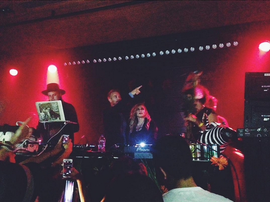 Win Butler DJ Windows 98 Diplo Madonna Naive Melodie