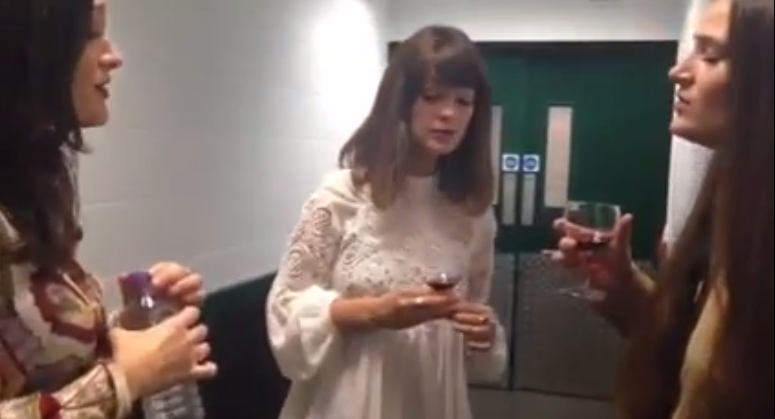 Watch The Staves Cover Joni Mitchell's "A Case Of You" In Pre-Show Warmup Earlier Tonight