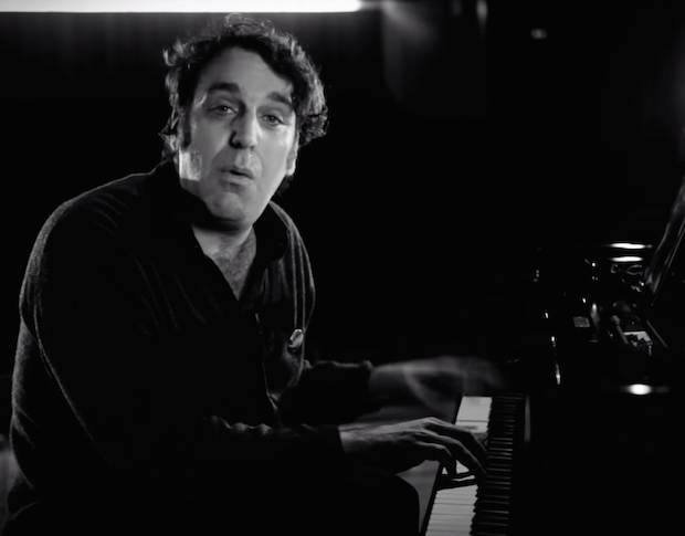 Chilly Gonzales Shows How Hozier's "Take Me To Church" Rips Off Feist