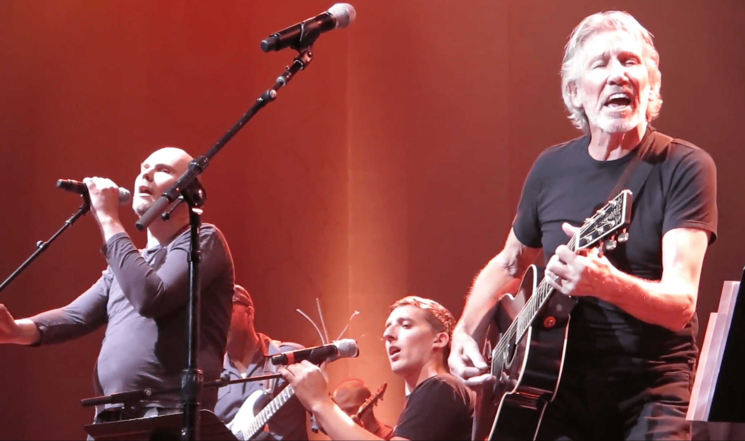 Watch Roger Waters Play Pink Floyd With Billy Corgan & Tom Morello