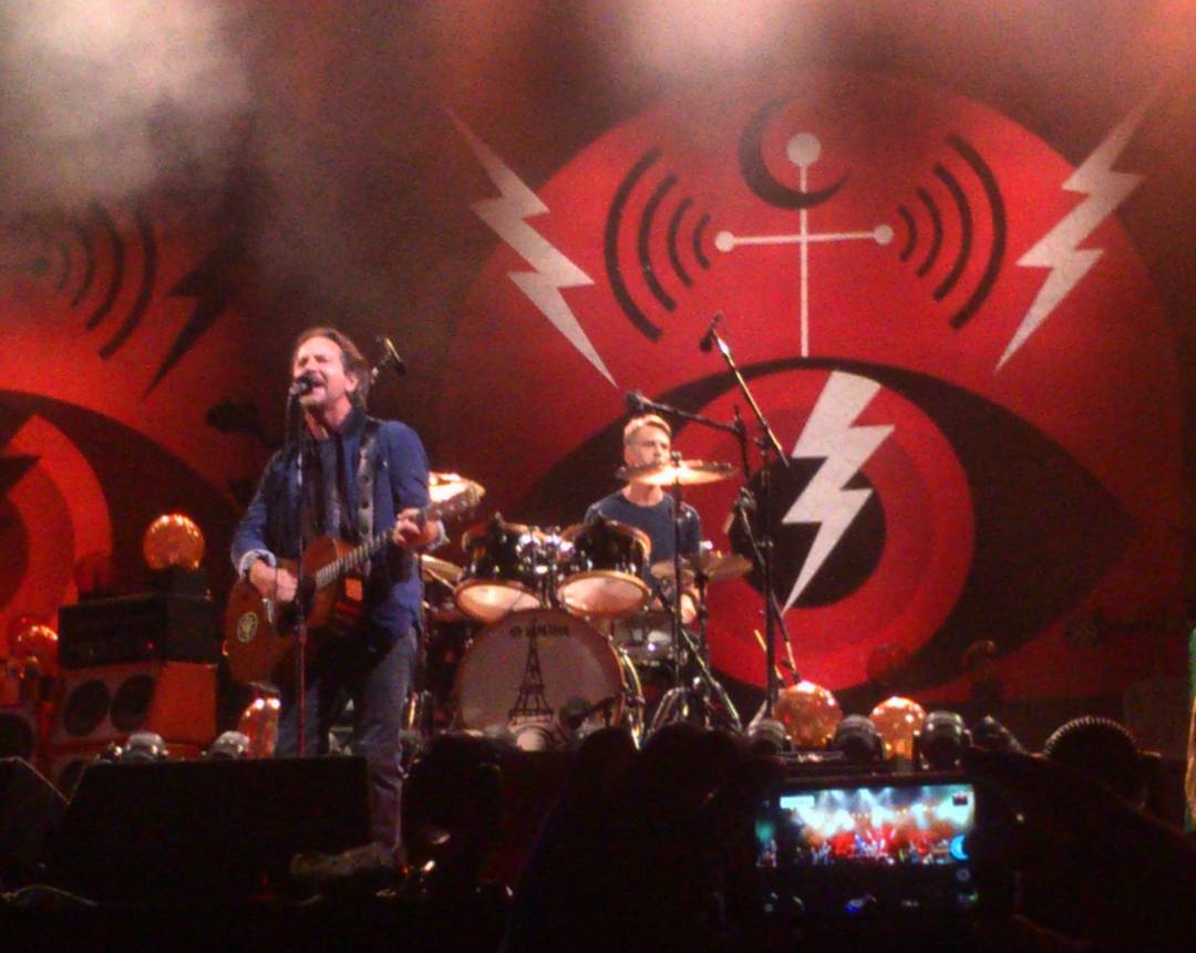 Pearl Jam Cover Eagles Of Death Metal’s “I Want You So Hard” A Week After Paris Attack
