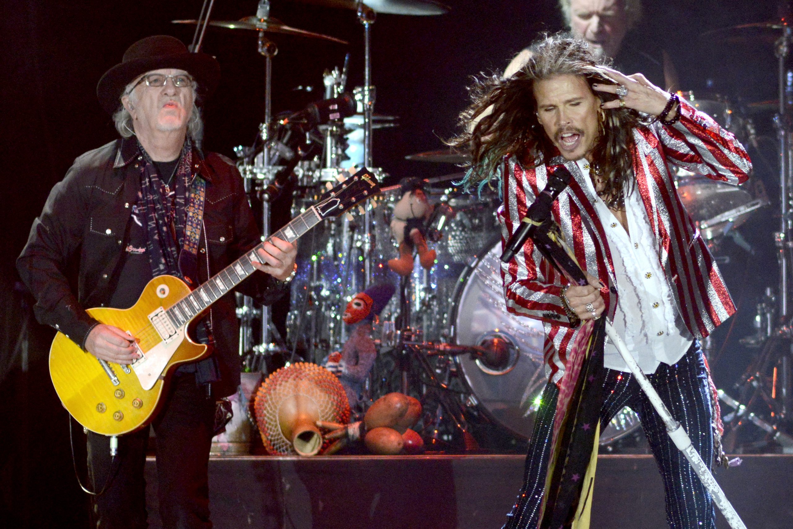 Aerosmith Guitarist Seems Pretty Pissed About Steven Tyler's Solo Career