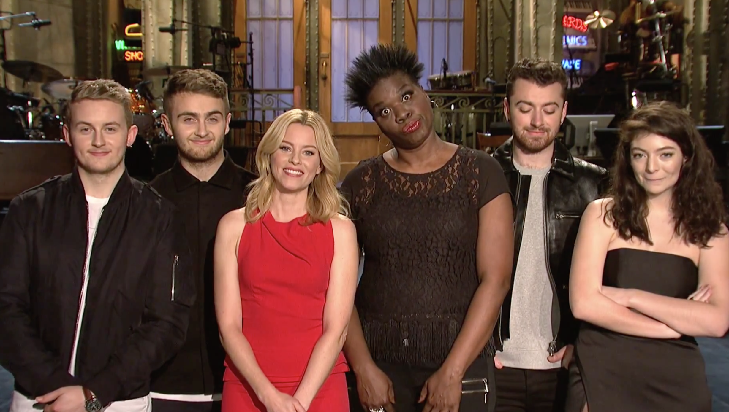 Watch Disclosure, Lorde, & Sam Smith In Elizabeth Banks' SNL Promos