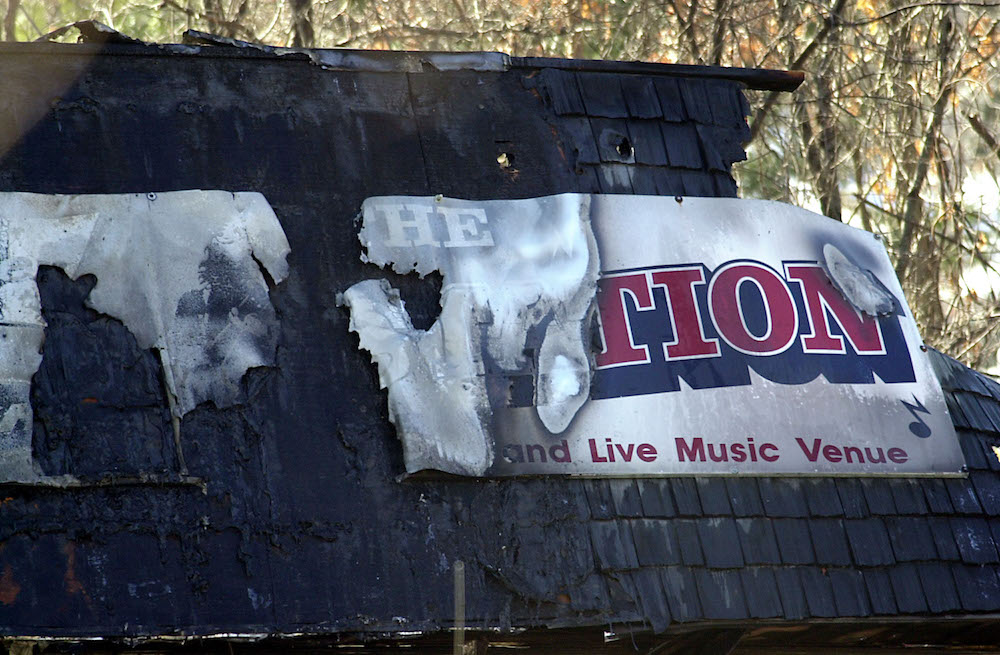 Great White Singer Will Explain Tragic Nightclub Fire In New Documentary