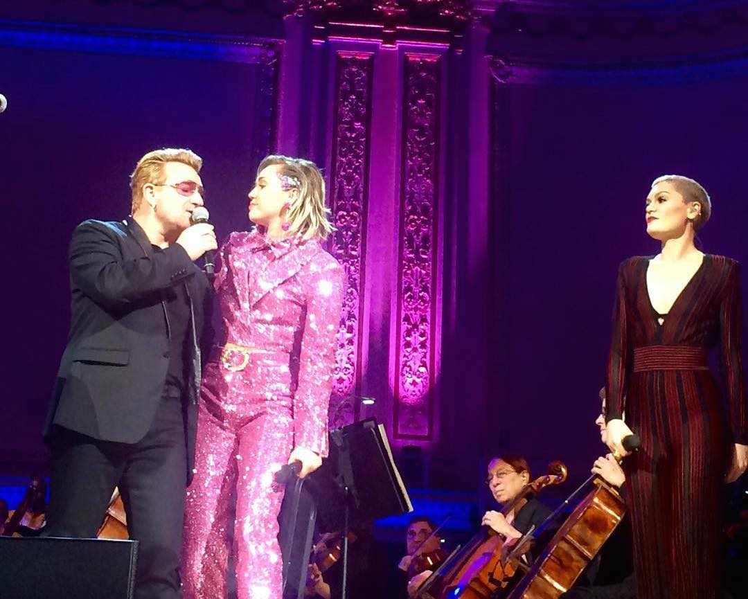 Bono Sings With Miley At ONE/(RED) Event, Raffles Off Bike Ride-Along In Central Park