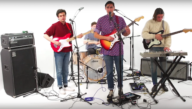 Oscar - "It's Christmas Again" Video