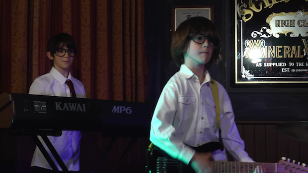 Squeeze - "Cradle To The Grave" Video