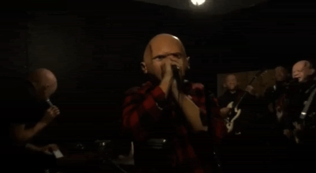 Watch Disturbing Video Of Ty Segall & His Band Playing A New Song