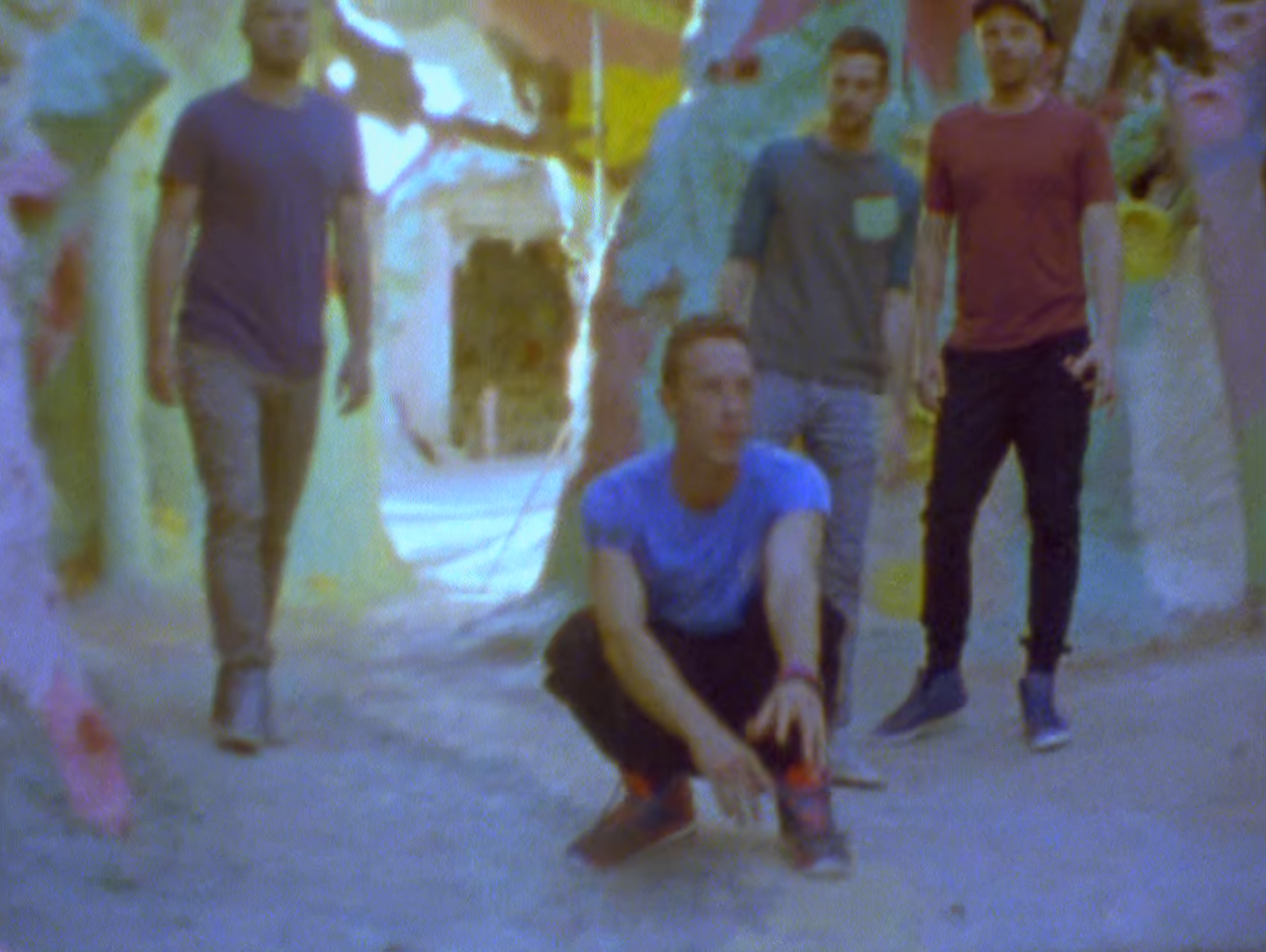 Coldplay - "Birds" Video