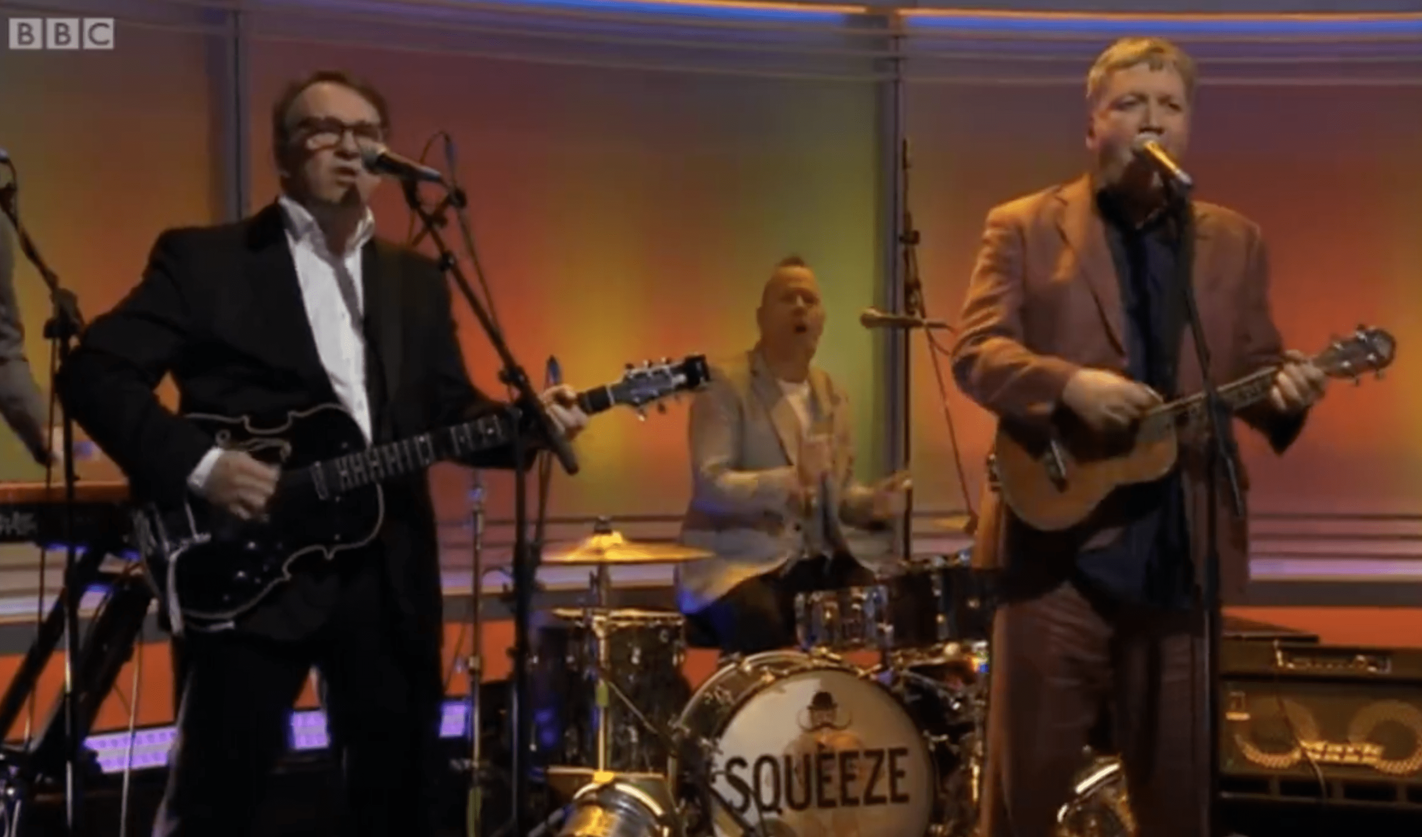 Squeeze Change Lyrics To Criticize David Cameron To His Face On Live TV
