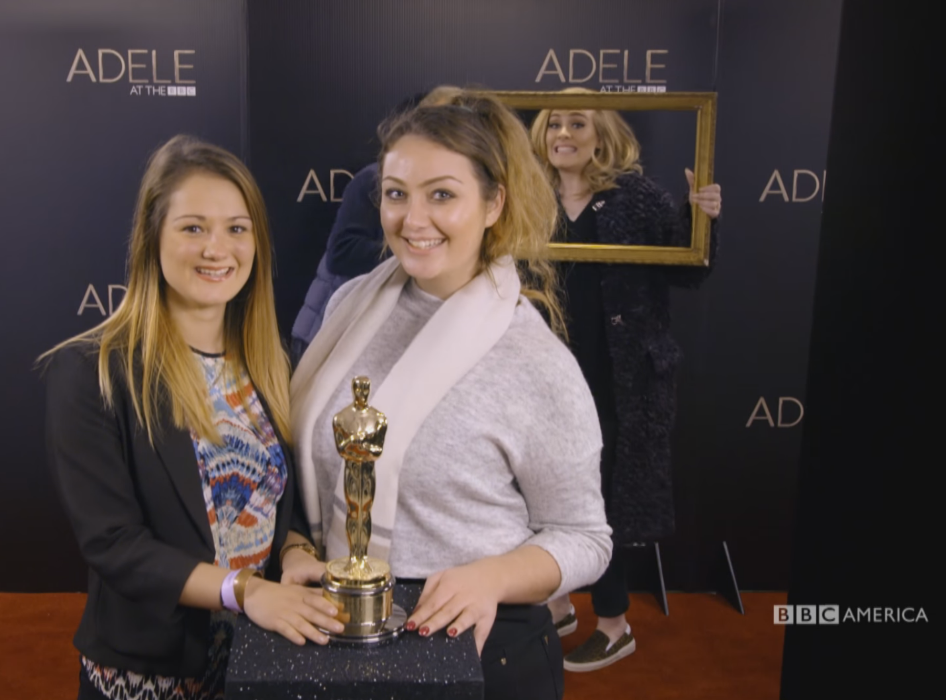 Watch That Prankster Adele Photobomb Her Fans