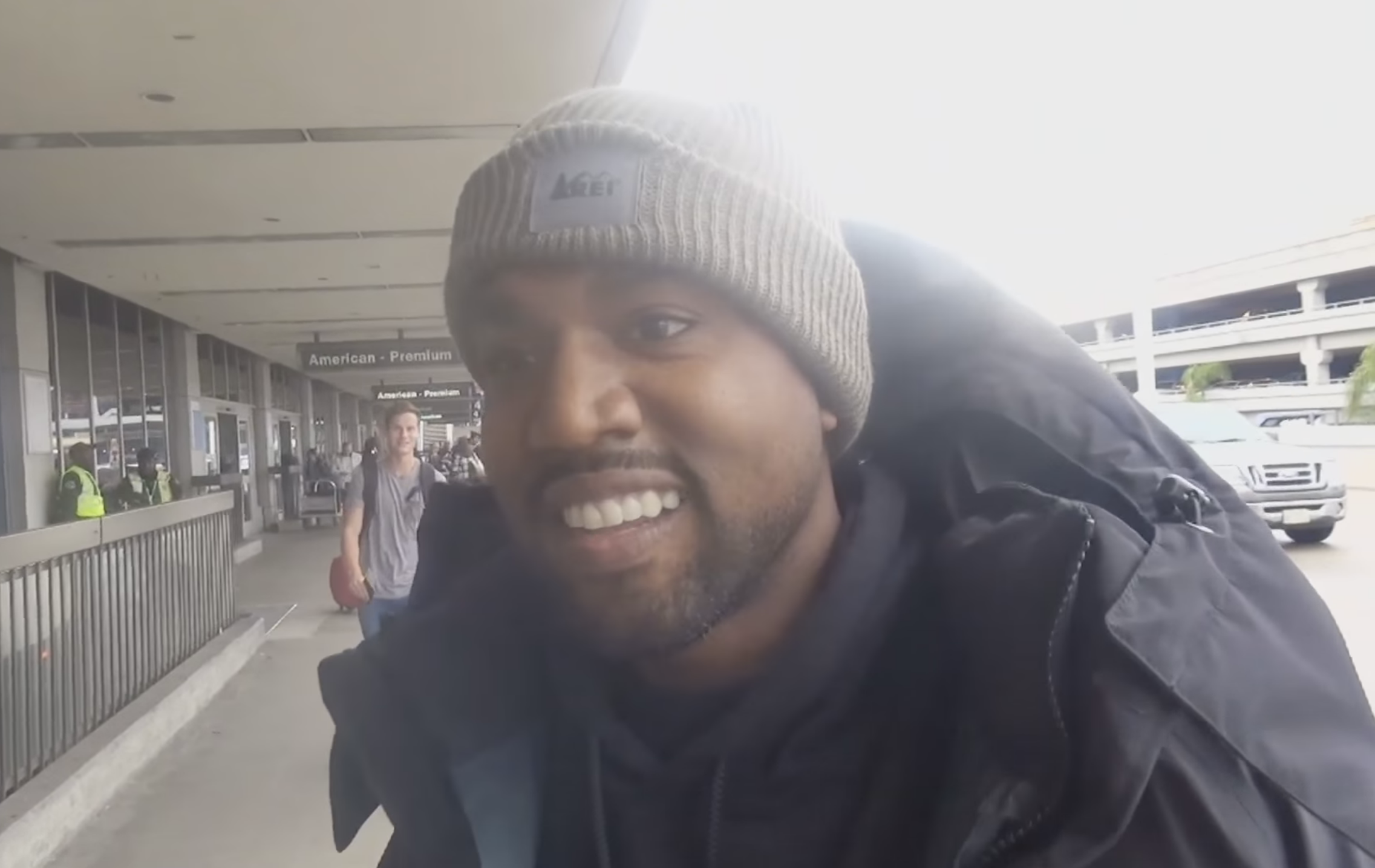 Kanye Addresses Torrenting Controversy, Praises Paparazzi In Impromptu Airport MonologueKanye Addresses Torrenting Controversy, Praises Paparazzi In Impromptu Airport Monologue