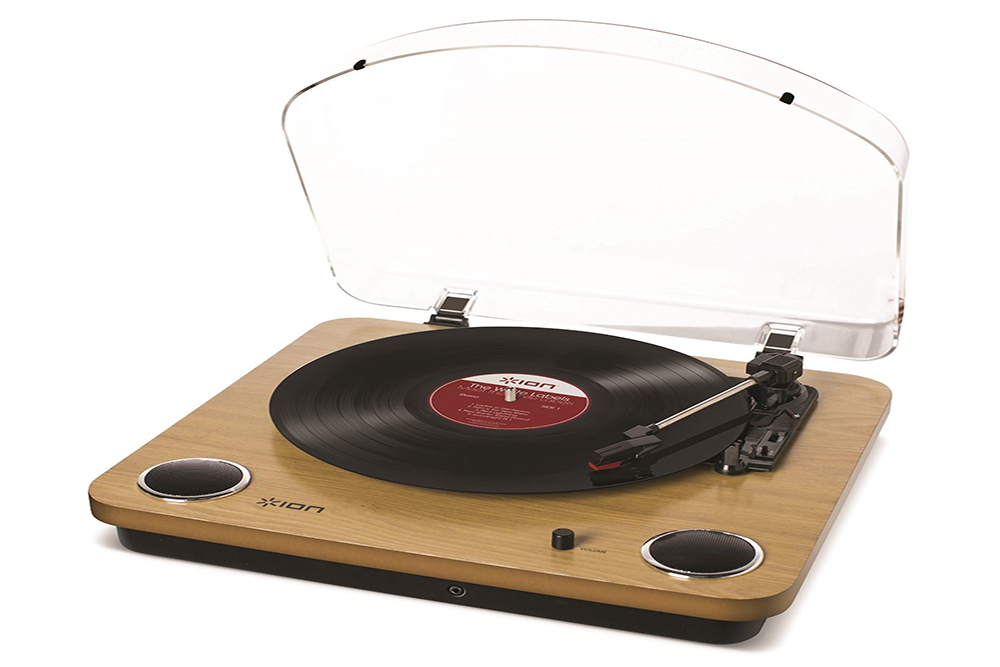 Ion Audio 3-Speed Wooden Turnatable