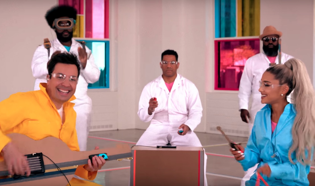 Ariana-Grande-Jimmy-Fallon-and-The-Roots