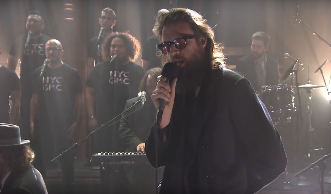 Father-John-Misty-on-The-Tonight-Show