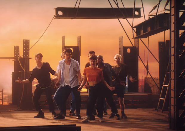 Christine And The Queens "Girlfriend" Video