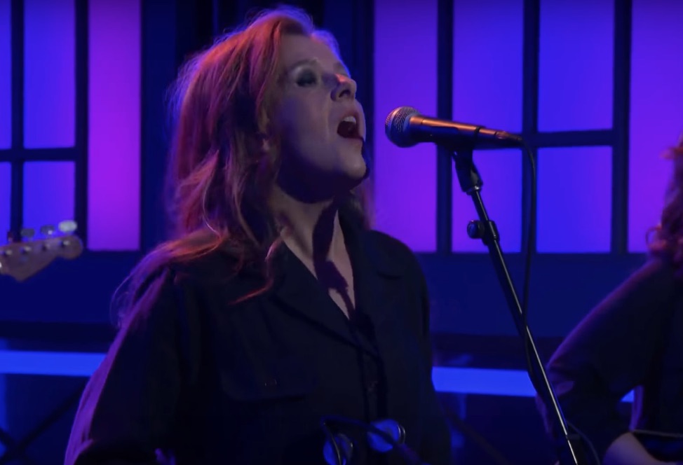 Neko-Case-on-Conan