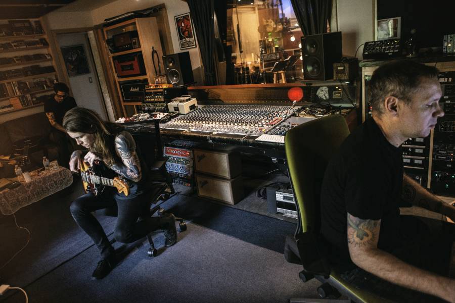 Laura Jane Grace And The Devouring Mothers