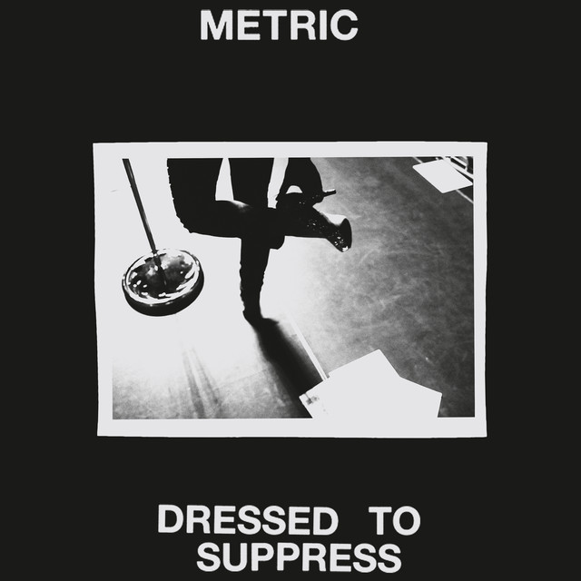 Metric Dressed To Suppress