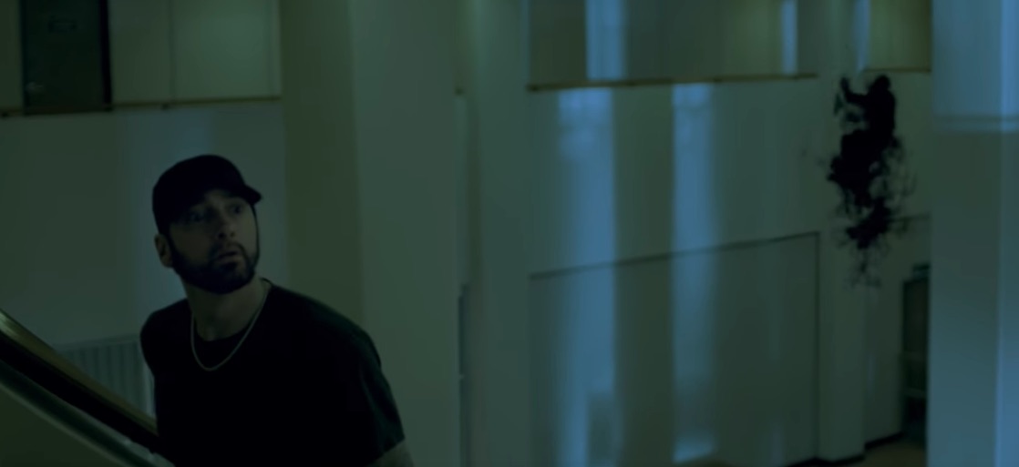 Eminem-Fall-video